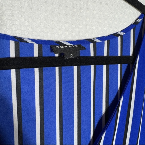 Torrid Blue Stripe Georgette Bow Blouse 2x - Picture 8 of 10